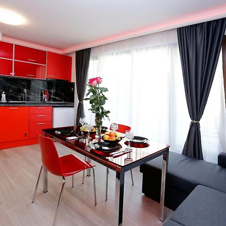 Deluxe 2 Studios City Center Burgasz Kültér fotó