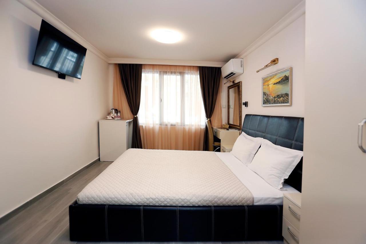 Deluxe 2 Studios City Center Burgasz Kültér fotó