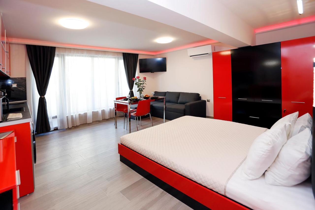 Deluxe 2 Studios City Center Burgasz Kültér fotó